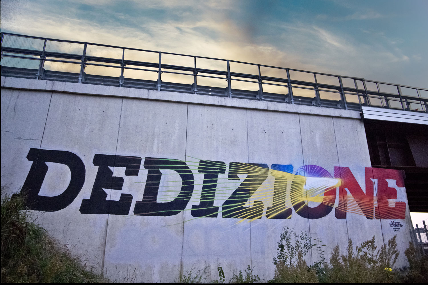 ''Dedizione'' Spray and quartz paint on wall 2x15 m - Milano A52 Turnpike 2017