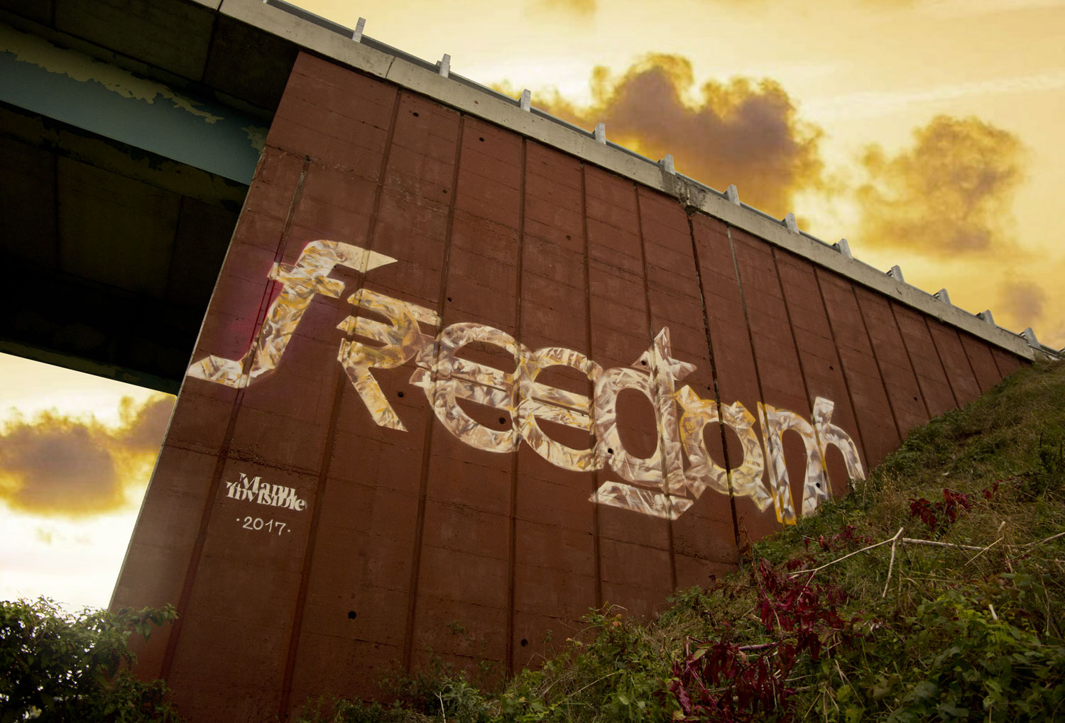 ''Freedom'' Spray and quartz paint sur le mur 6x10 m A1 autoroute 2017