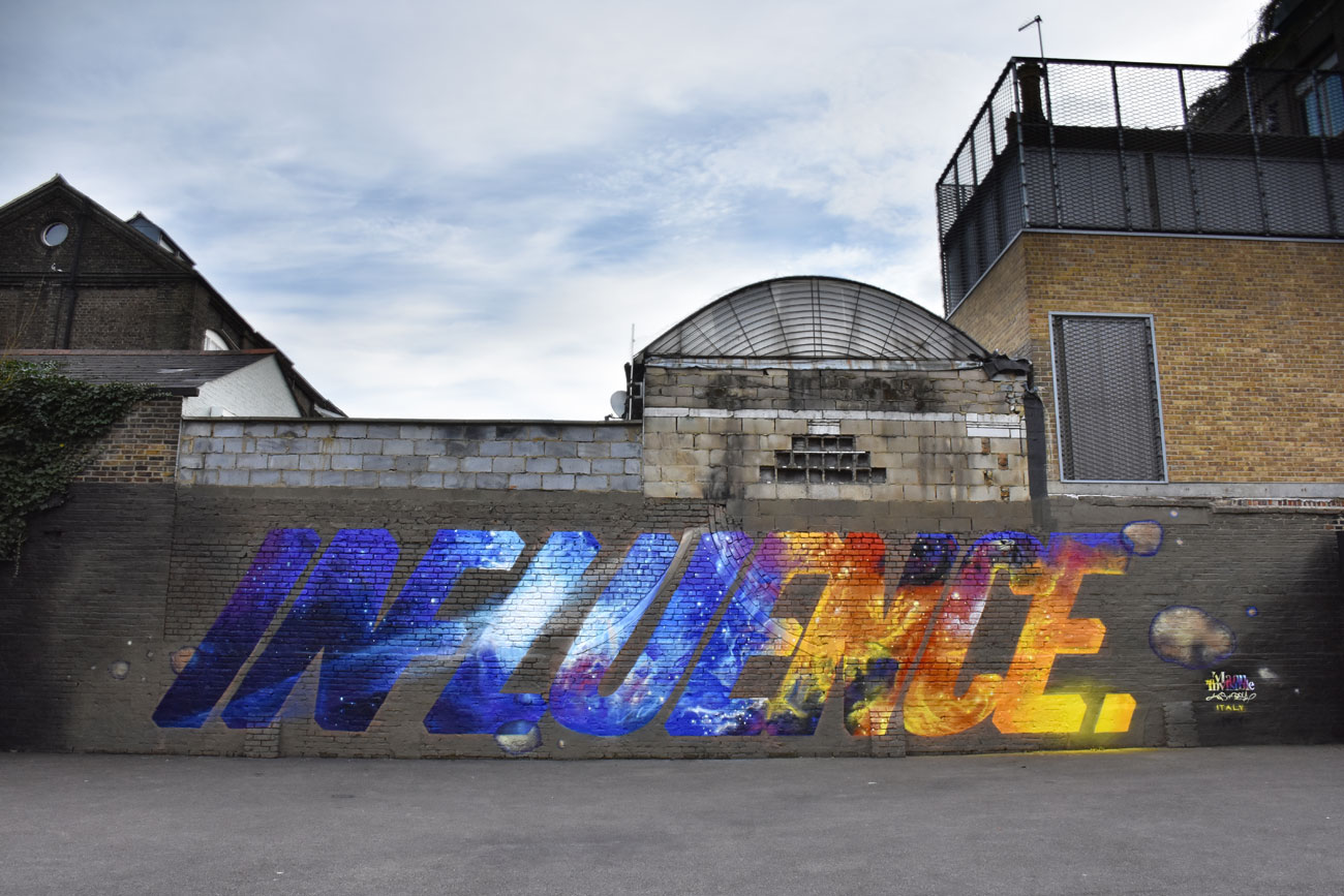 ''Influence'' Spray and acrilic paint on brick wall 4x20 m- London 2017