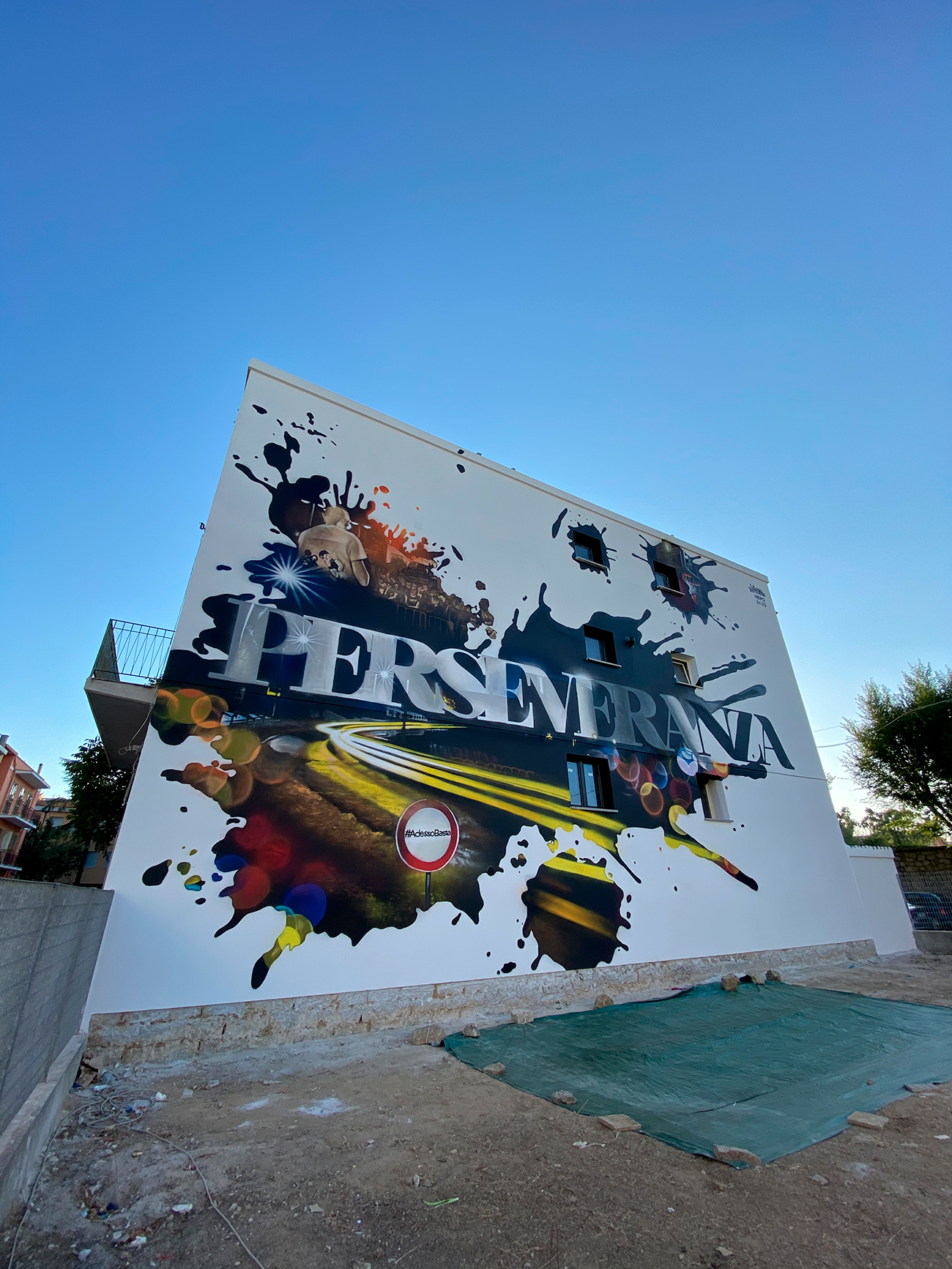 ''Perseveranza'' Liquid sheath and spray on wall 18 x 12 m Nuoro 2020
