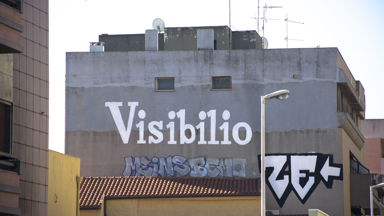 ''Visibilio'' Quartz peindre sur le mur 4 x 11 m Cagliari 2016