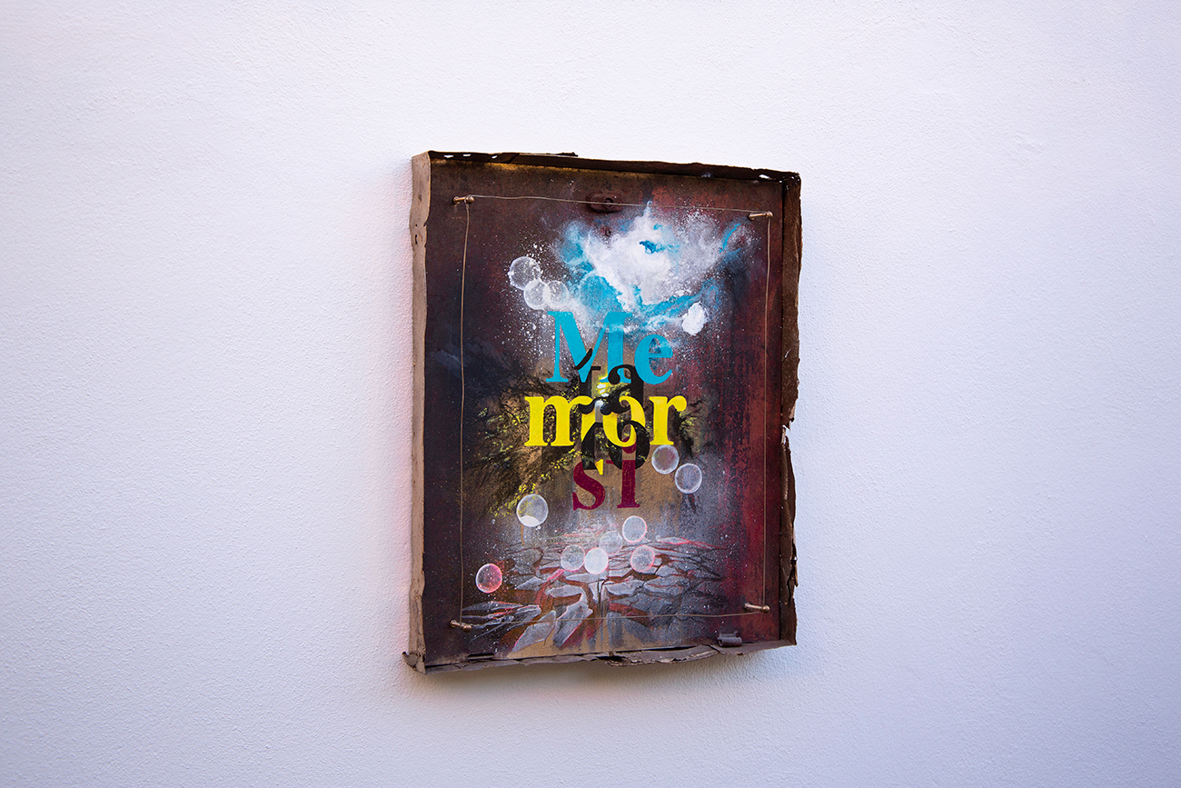 “Metamorfosi” acrylic and spray on iron 50 x 61 x 6,5 cm 2022
